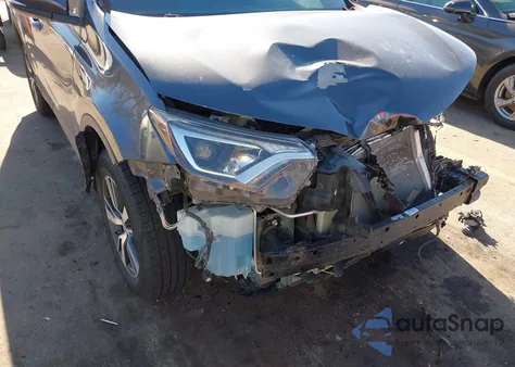 2018 Toyota Rav4 Xle from USA, damaged, VIN 2T3RFREV6JW783868